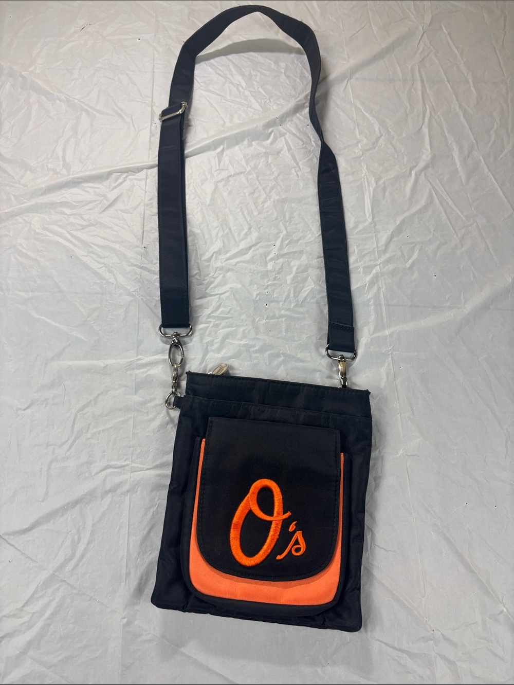 BALTIMORE ORIOLES BAG WITH SHOULDER STRAP AND 4 COMPARTMENTS